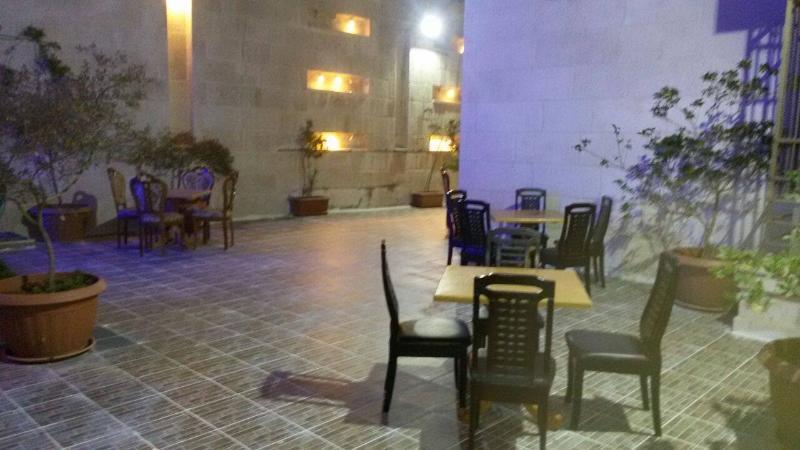 Jad Hotel Suites Amman Eksteriør billede