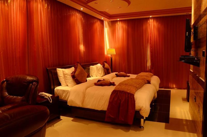 Jad Hotel Suites Amman Eksteriør billede