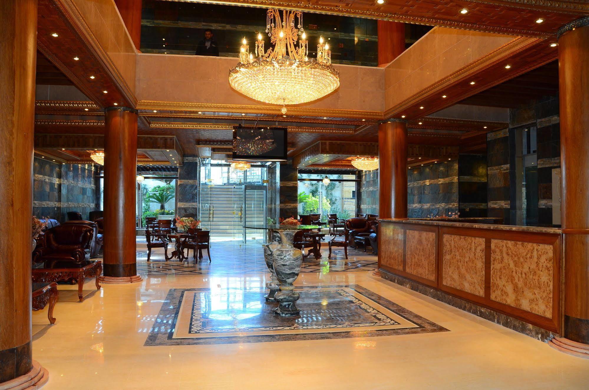 Jad Hotel Suites Amman Eksteriør billede