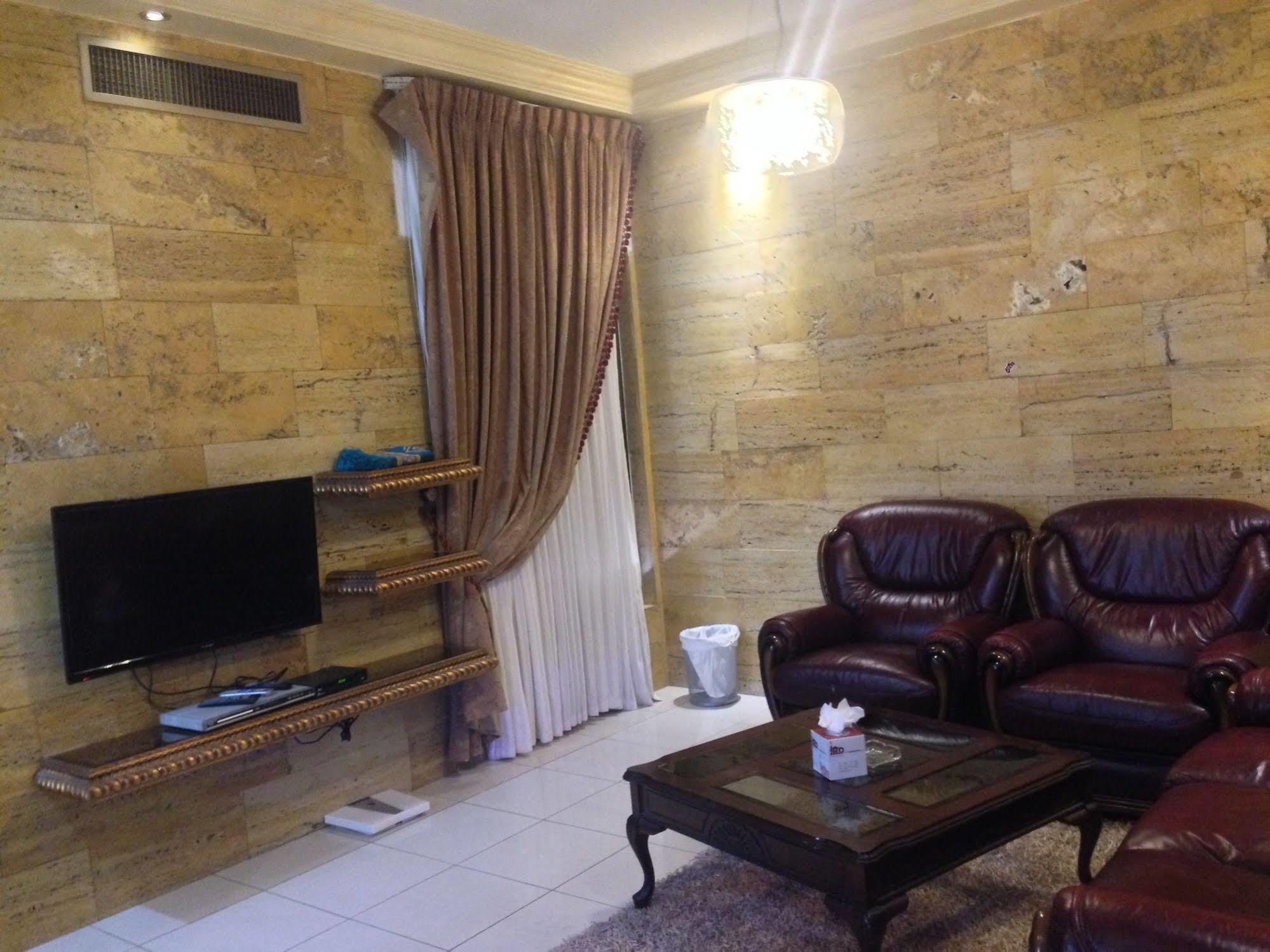 Jad Hotel Suites Amman Eksteriør billede