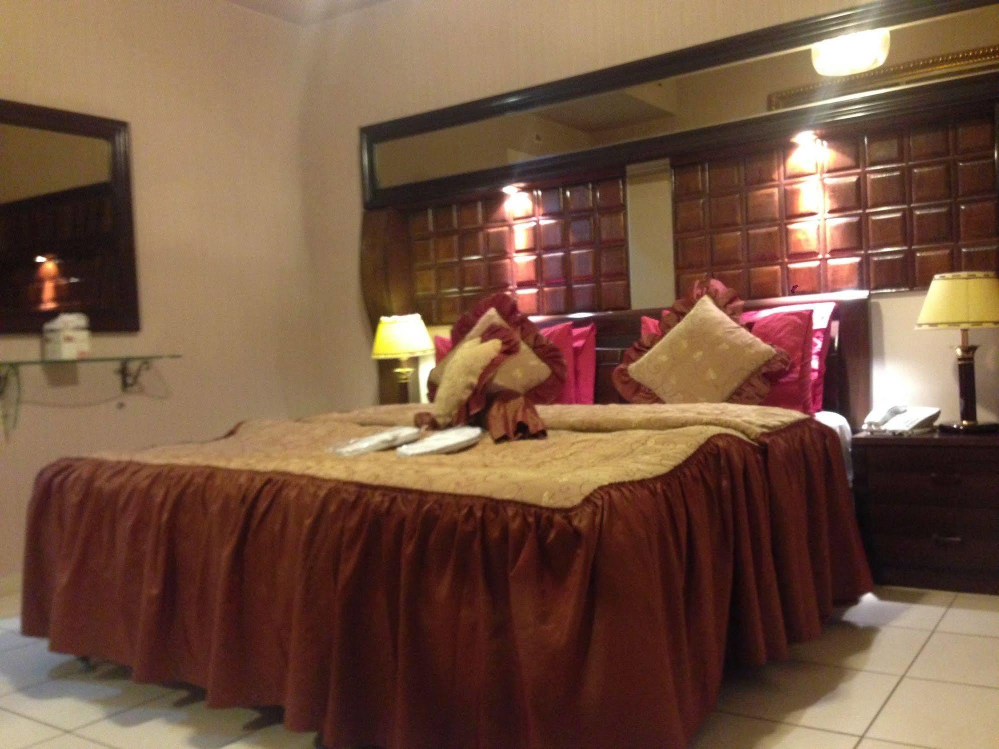 Jad Hotel Suites Amman Eksteriør billede