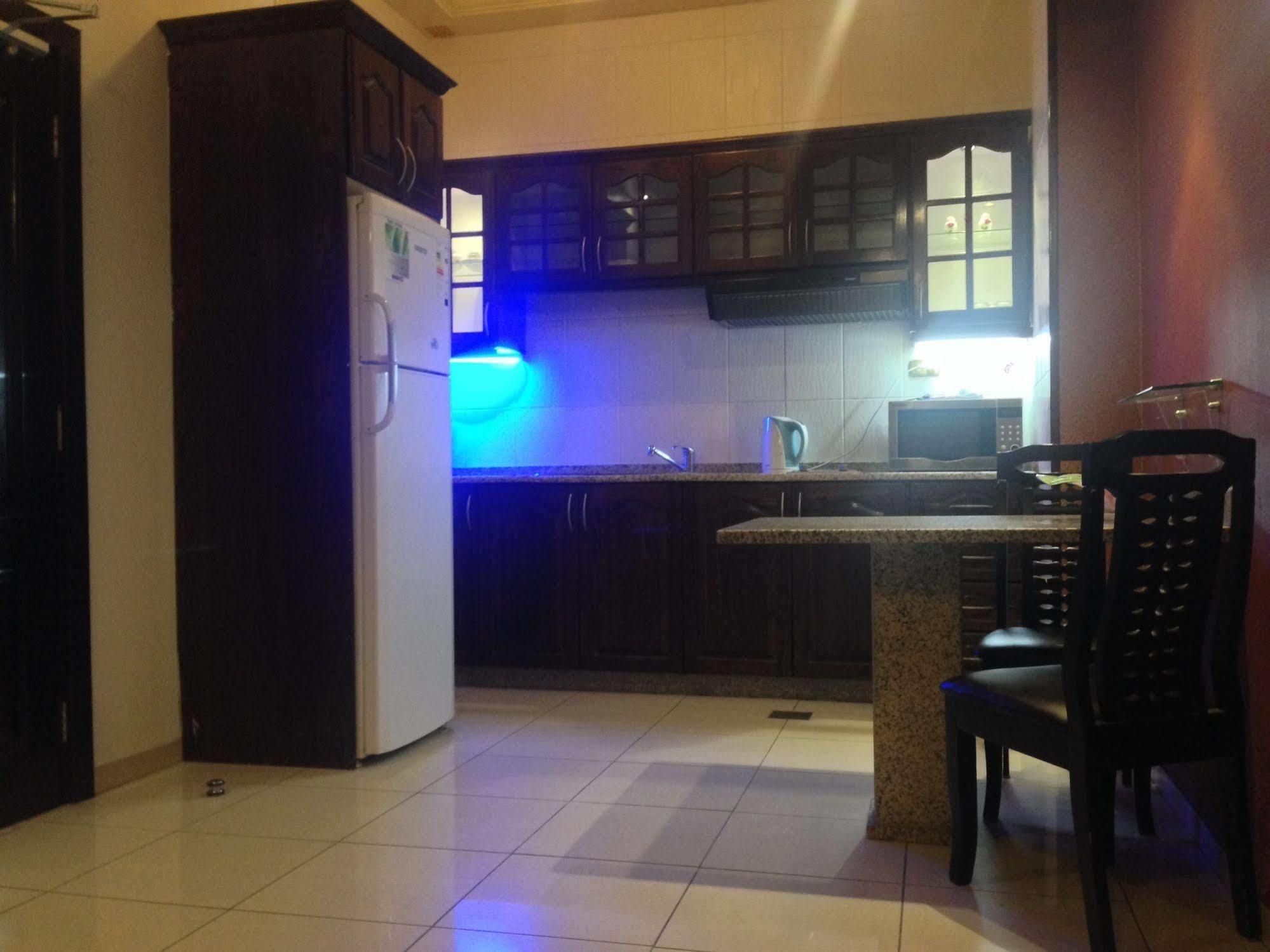 Jad Hotel Suites Amman Eksteriør billede